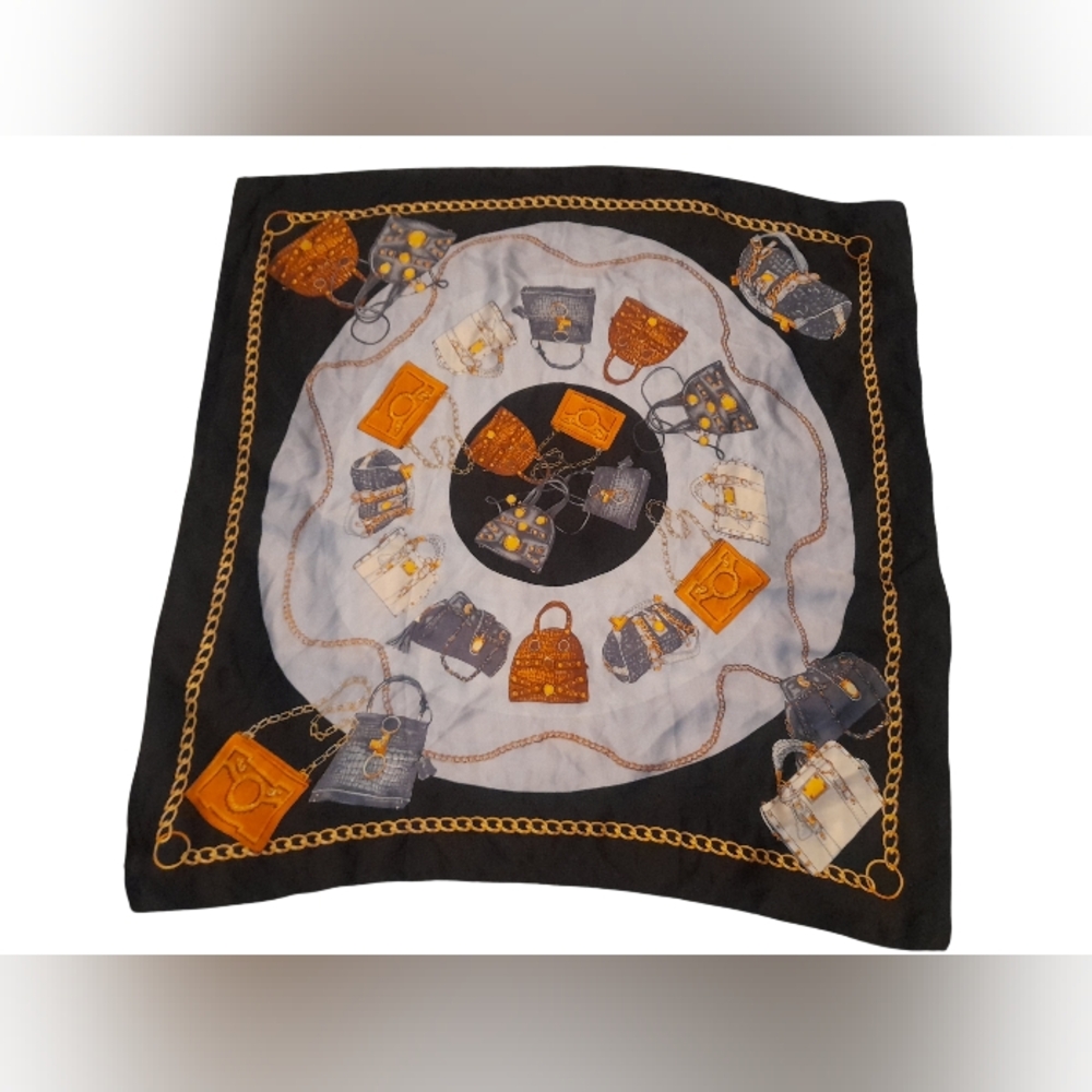 Versace Sport Beauty scarf